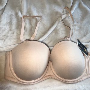 New w Tags 36C Wacoal Stapless Bra. Can wear 4 ways. 5 Star Ratings.